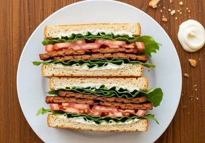 Maple-Smoked Tempeh BLT